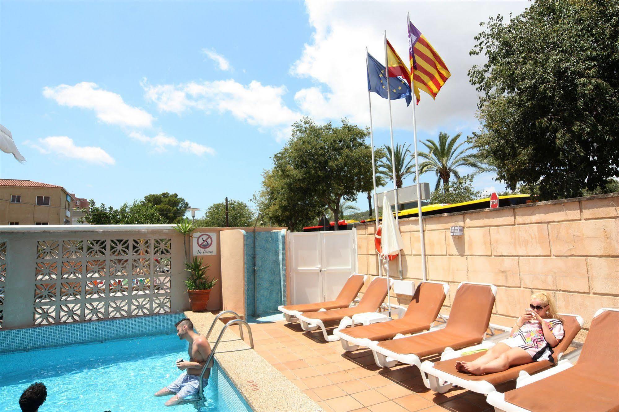 Gabarda&gil Hotel 2*